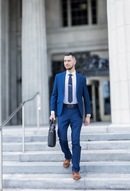 305 Injury - Carlos Dominguez, Esq.